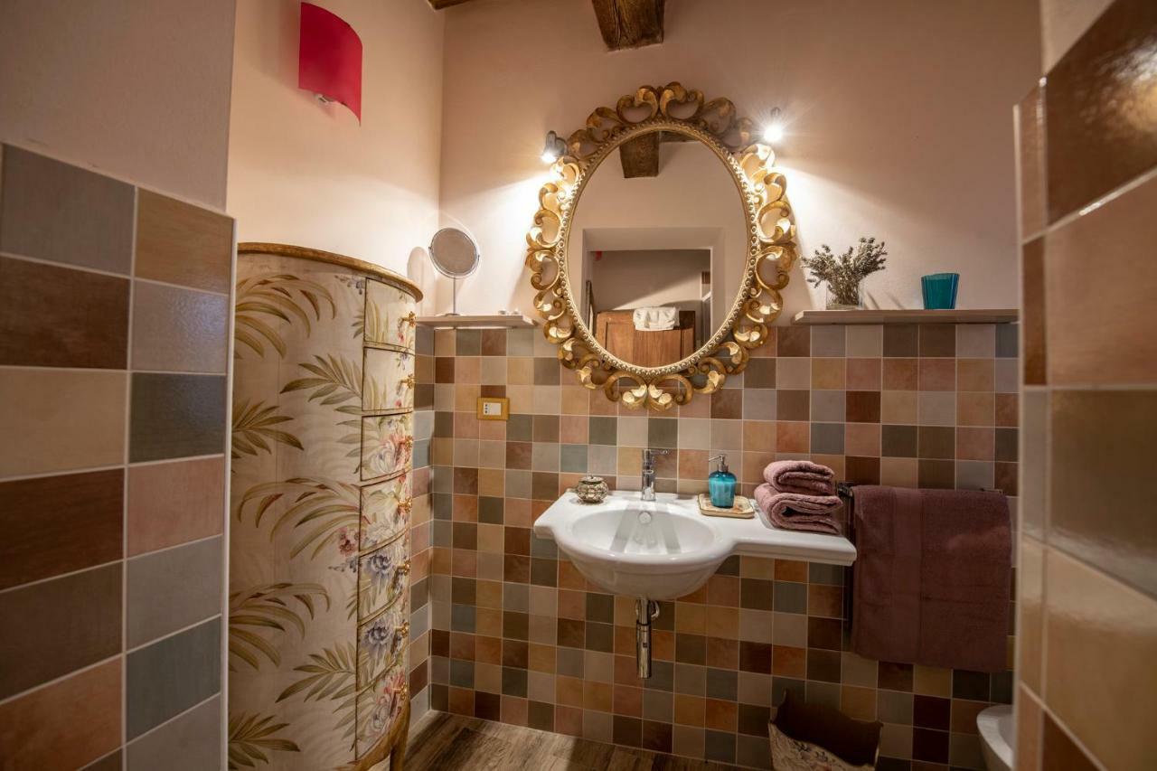 La Casina Di Pia Appartement Montieri Buitenkant foto